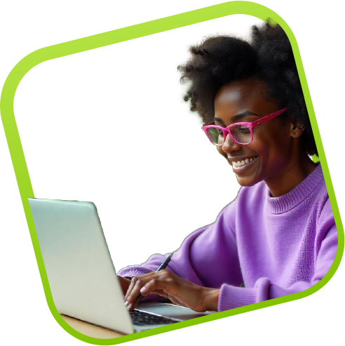 Persona aprendiendo con cursos online para emprender en Skillania